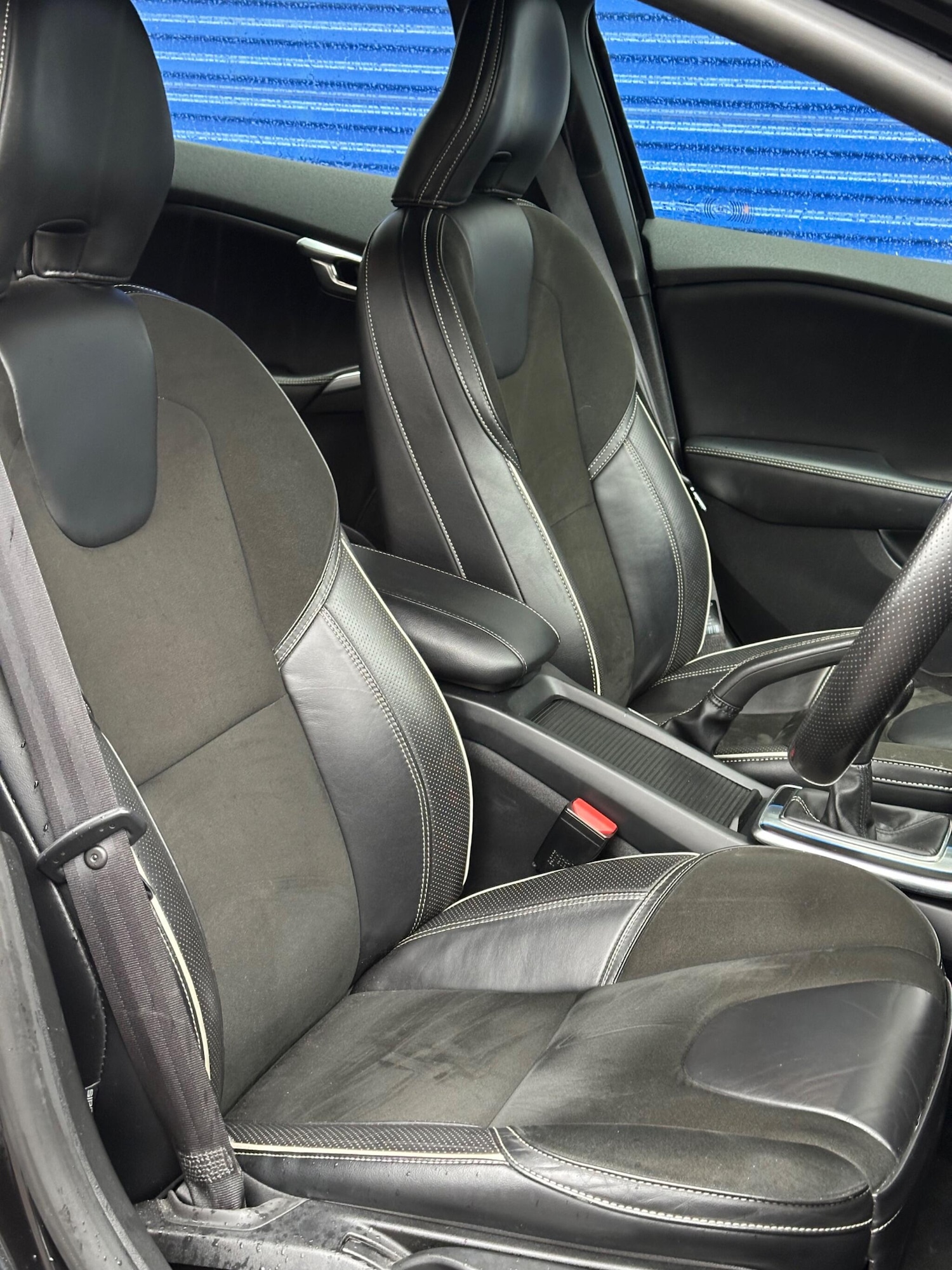 Used Volvo V40 2016 for sale - 76644713: Photo 10