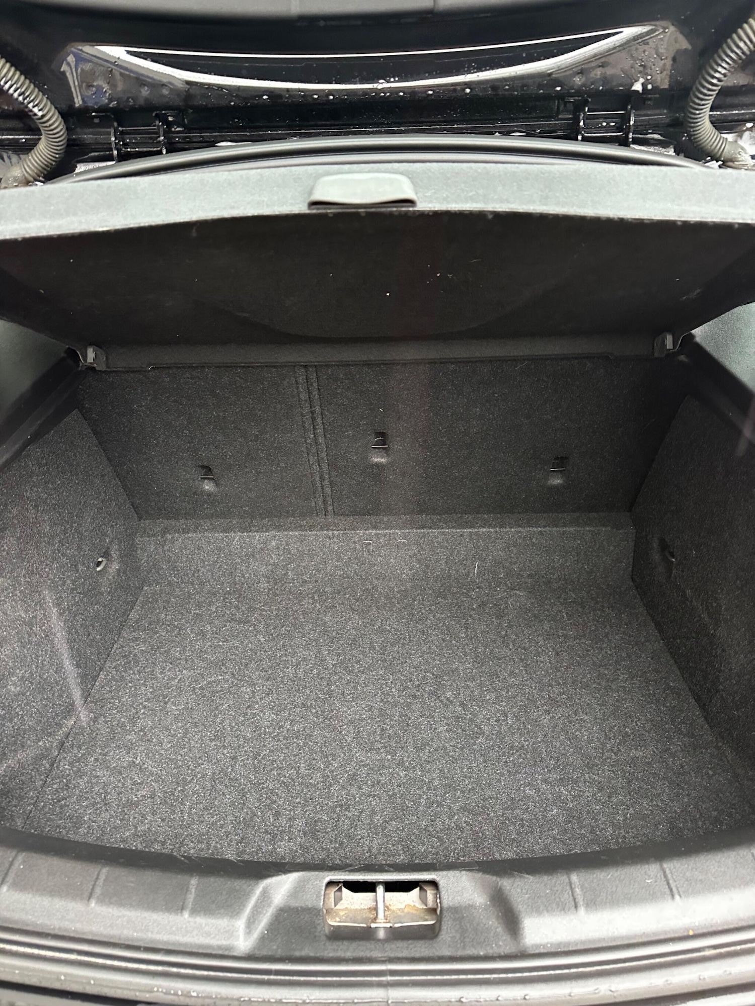 Used Volvo V40 2016 for sale - 76644713: Photo 26