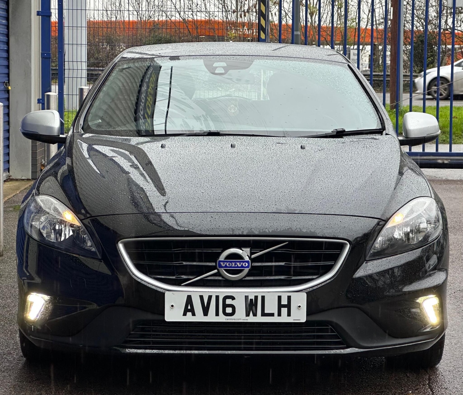 Used Volvo V40 2016 for sale - 76644713: Photo 8
