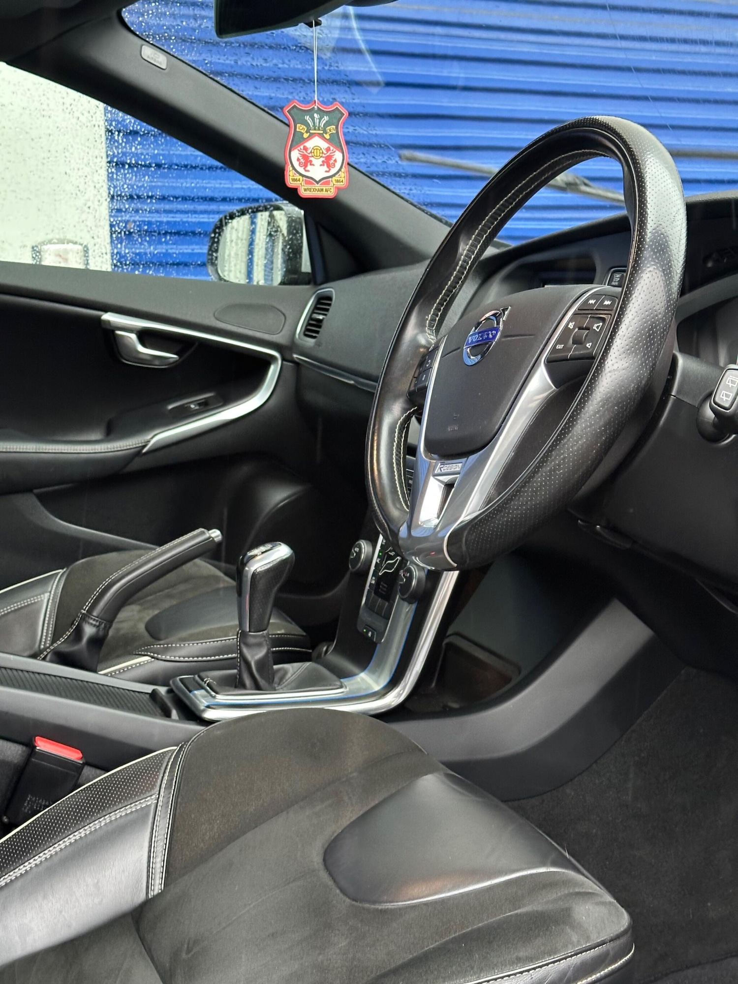 Used Volvo V40 2016 for sale - 76644713: Photo 9