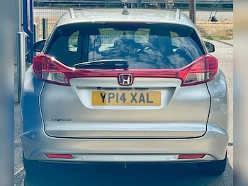 Used Honda Civic 2014 for sale - 79609185: Photo