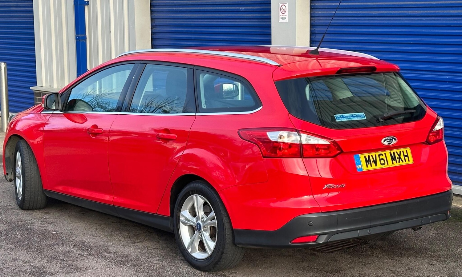 Used Ford Focus 2011 for sale - 76645204: Photo 3