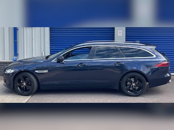 Used Jaguar XF 2017 for sale - 79441715: Photo