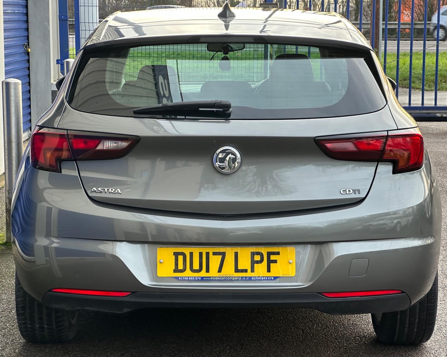 Used Vauxhall Astra 2017 for sale - 76976632: Photo 4
