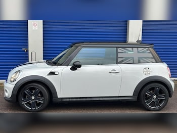 Used MINI Hatch 2011 for sale - 77268021: Photo