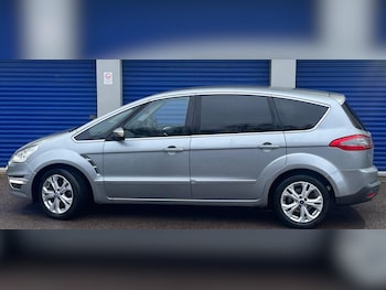 Used Ford S-Max 2010 for sale - 76975533: Photo
