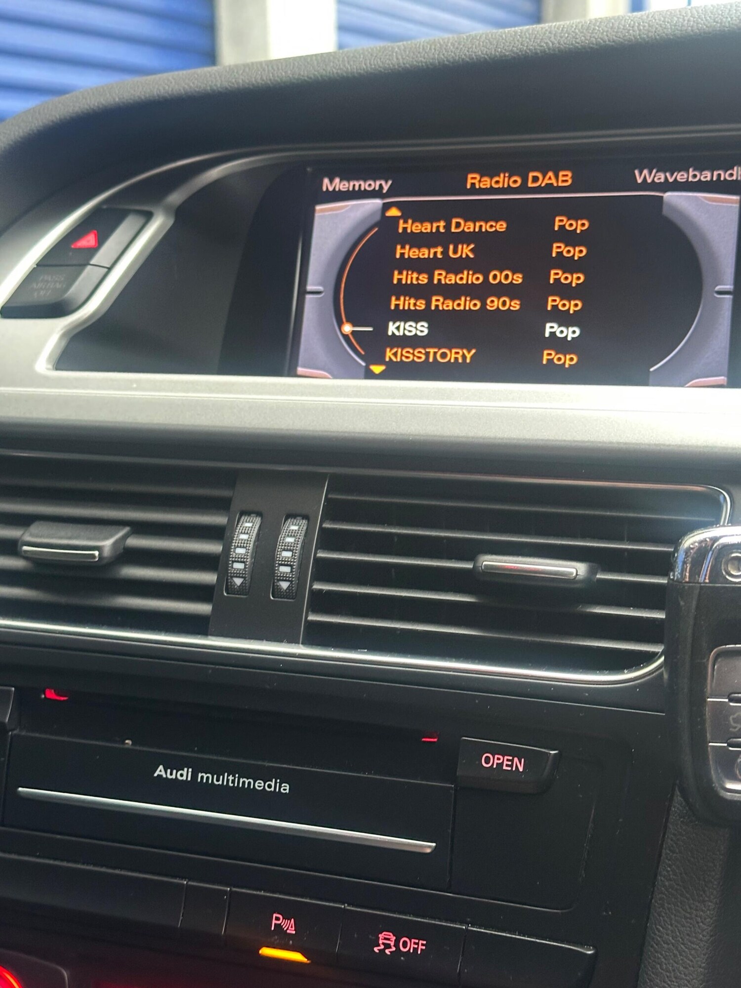 Used Audi A4 for sale - 77559567: Photo 25