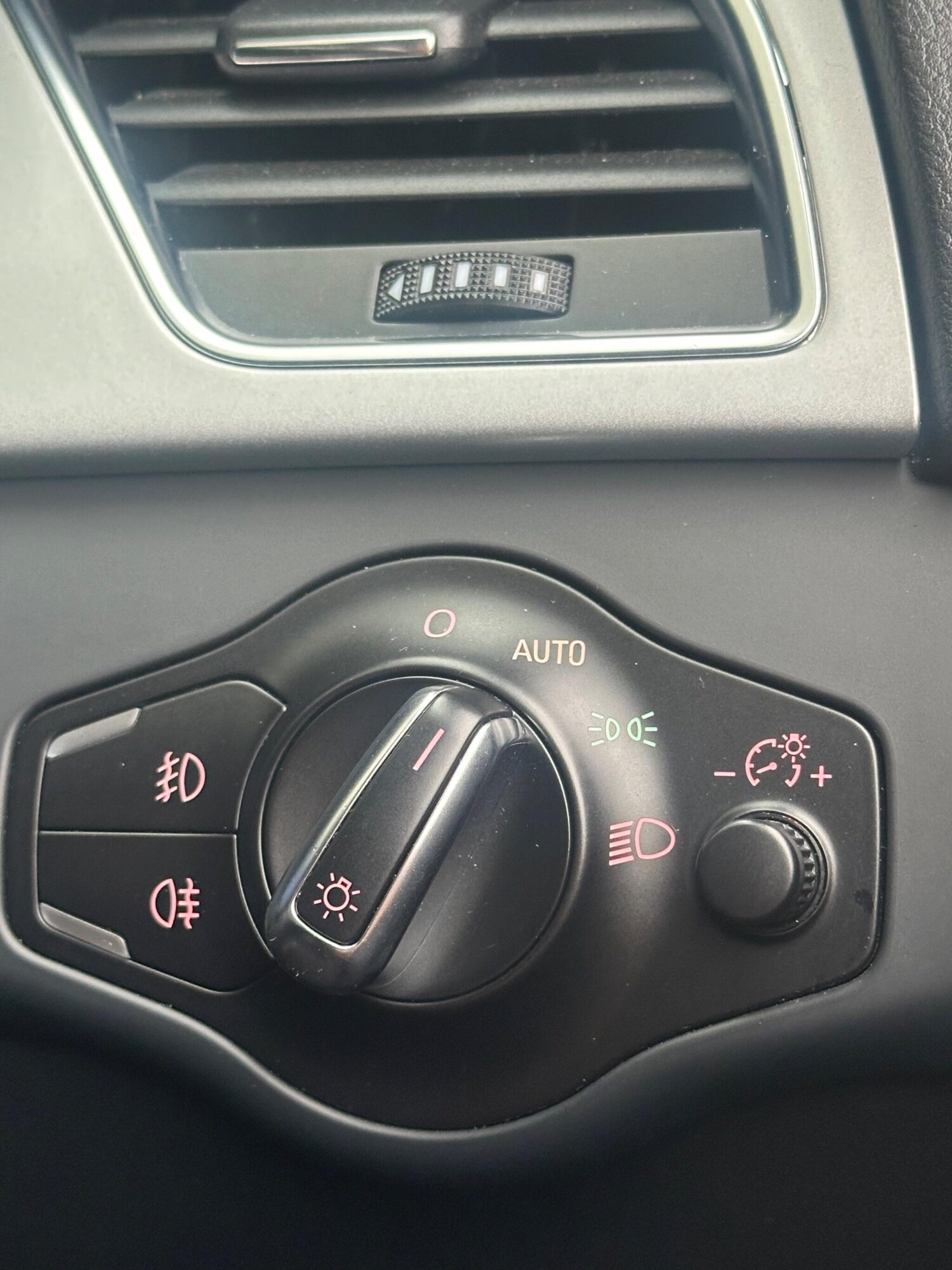 Used Audi A4 for sale - 77559567: Photo 27