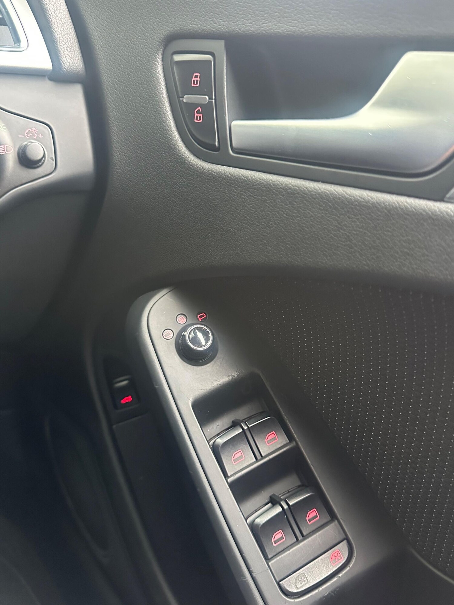 Used Audi A4 for sale - 77559567: Photo 28