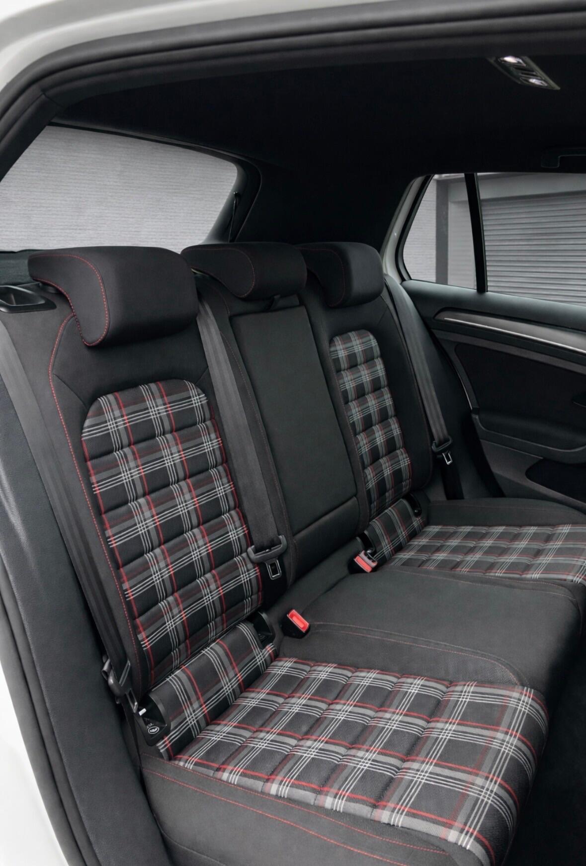 Used Volkswagen Golf 2017 for sale - 77479478: Photo 10