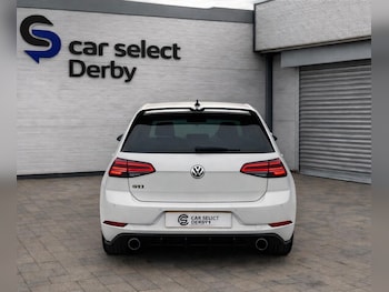 Used Volkswagen Golf 2017 for sale - 77479478: Photo