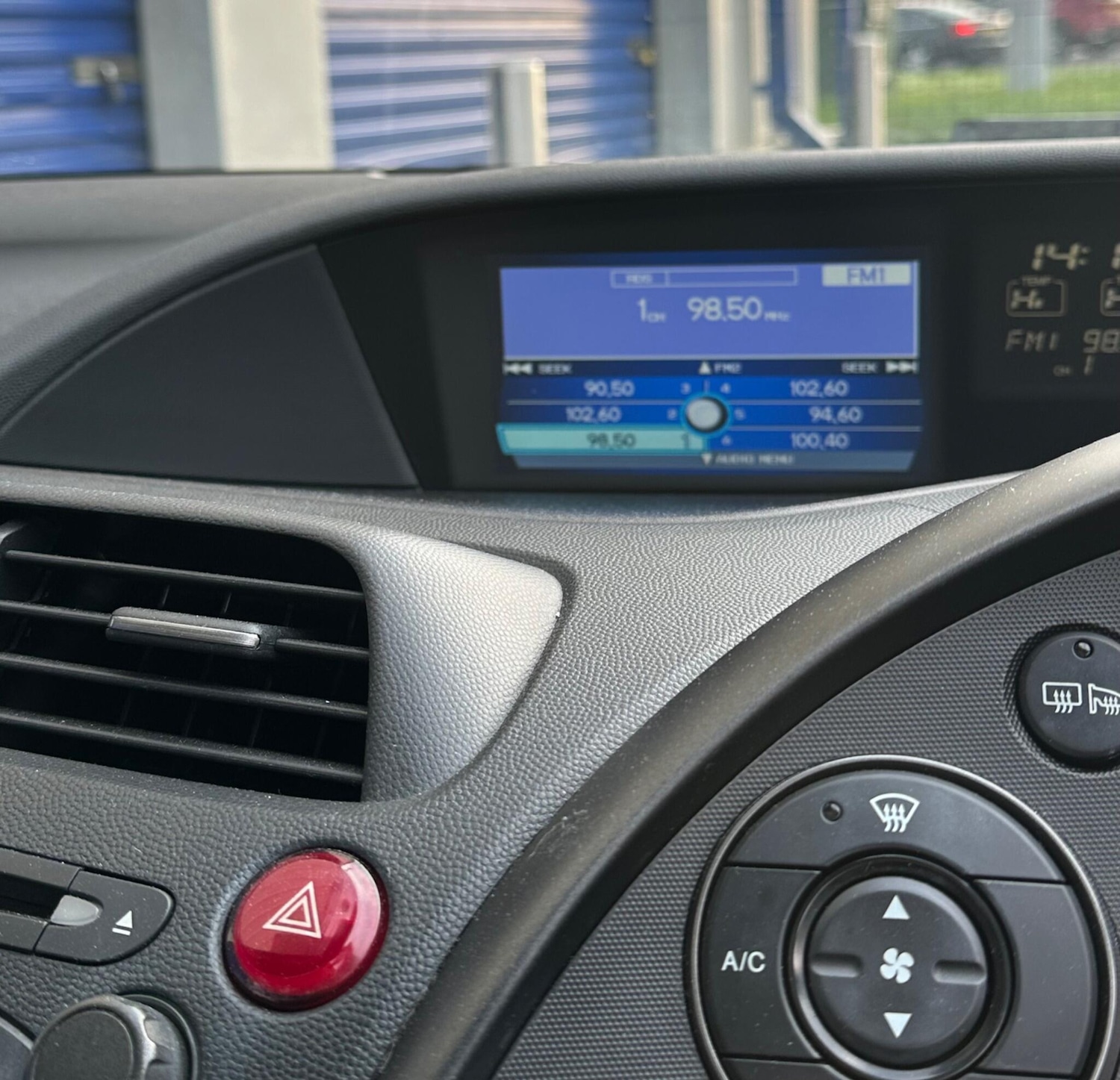 Used Honda Civic 2010 for sale - 76935852: Photo 23