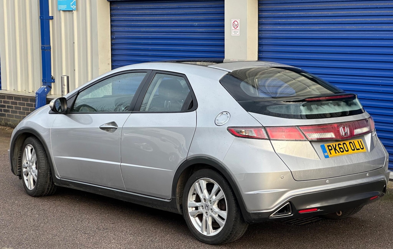 Used Honda Civic 2010 for sale - 76935852: Photo 3