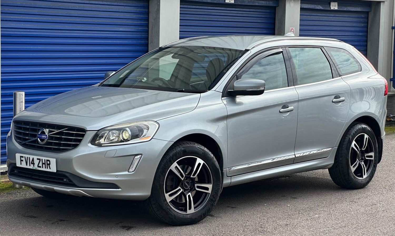 Used Volvo XC60 2014 for sale - 77992911: Photo 1