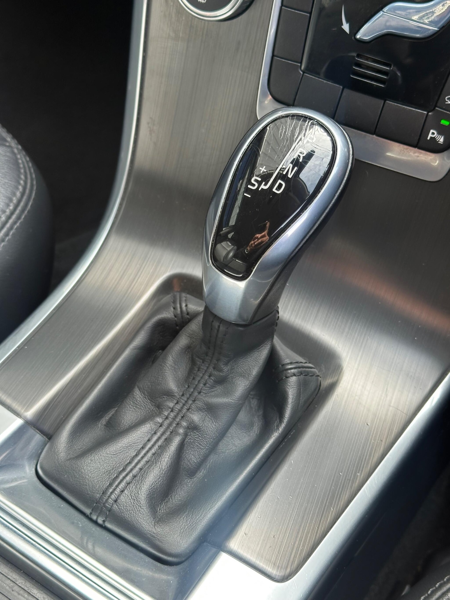 Used Volvo XC60 2014 for sale - 77992911: Photo 20