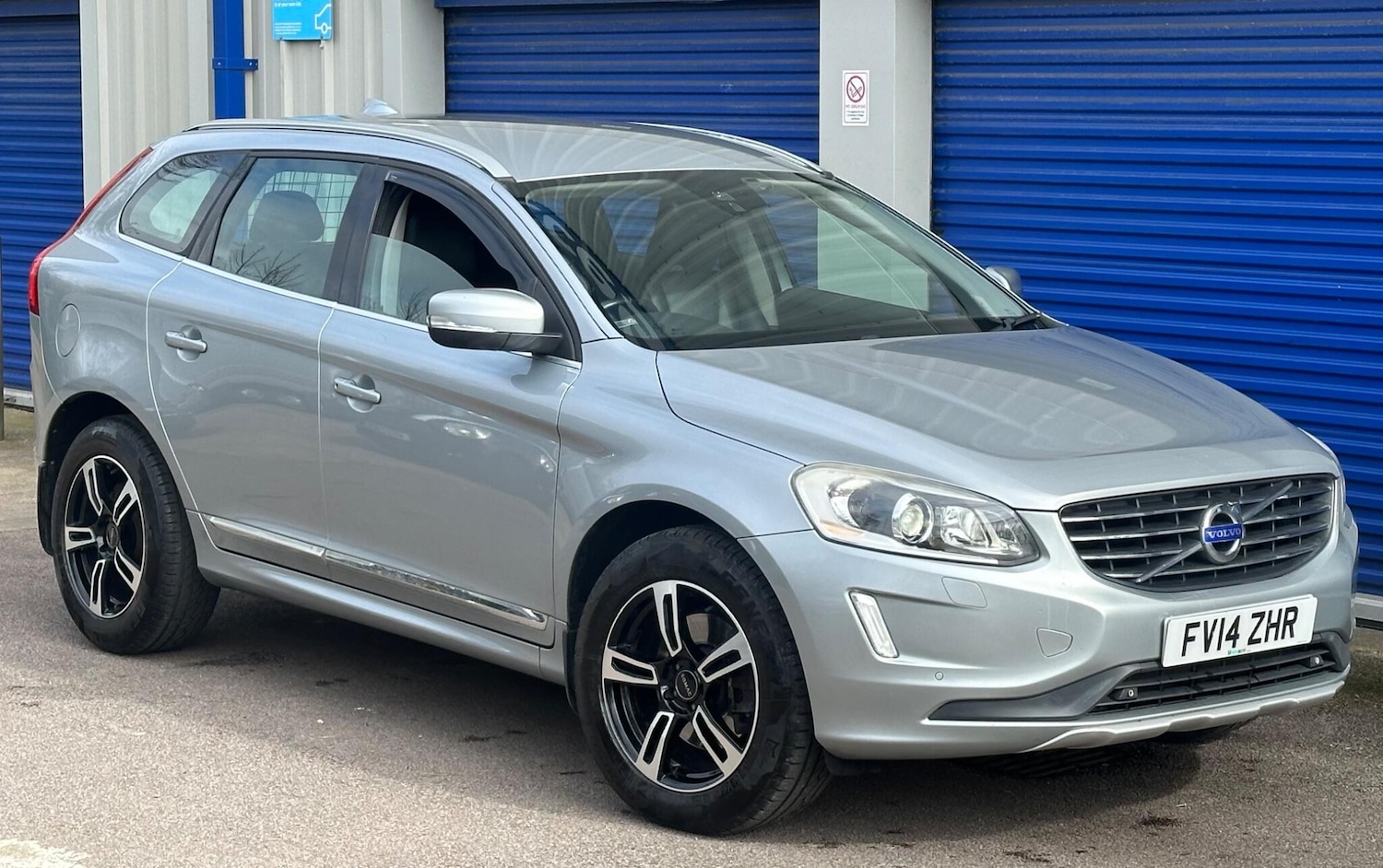 Used Volvo XC60 2014 for sale - 77992911: Photo 7