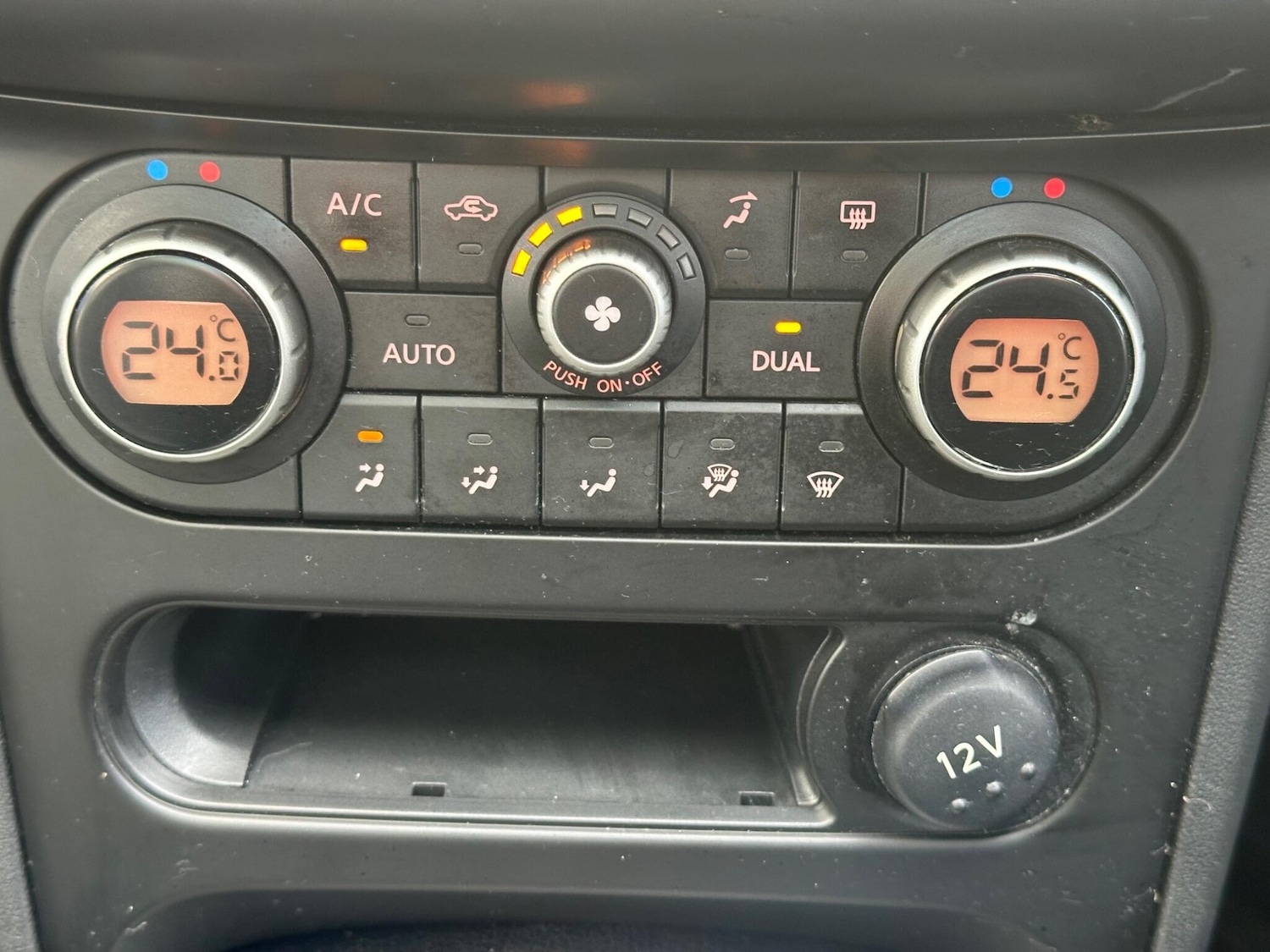 Used Nissan Qashqai+2 for sale - 77909811: Photo 18