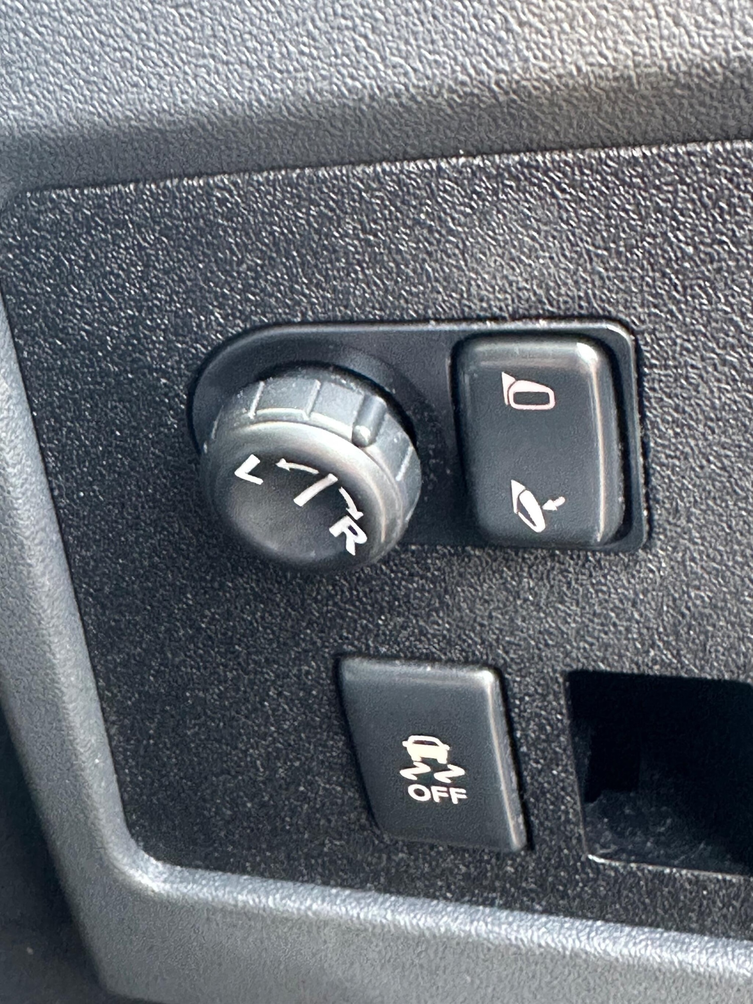 Used Nissan Qashqai+2 for sale - 77909811: Photo 24