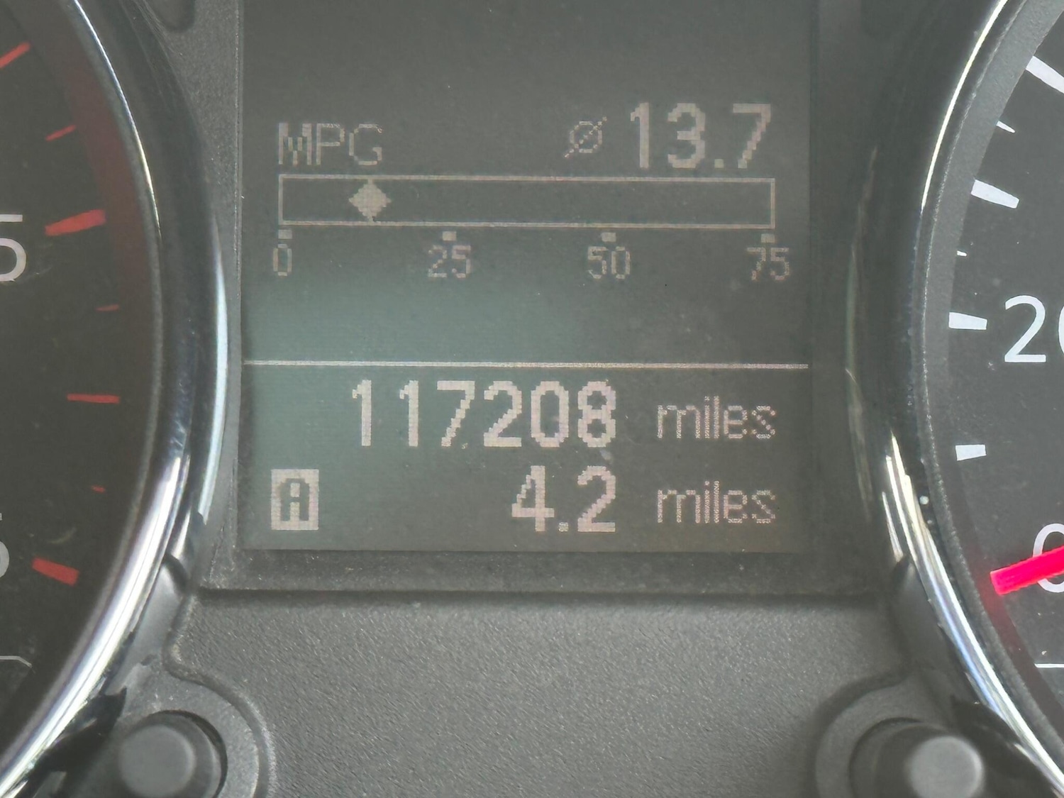 Used Nissan Qashqai+2 for sale - 77909811: Photo 26