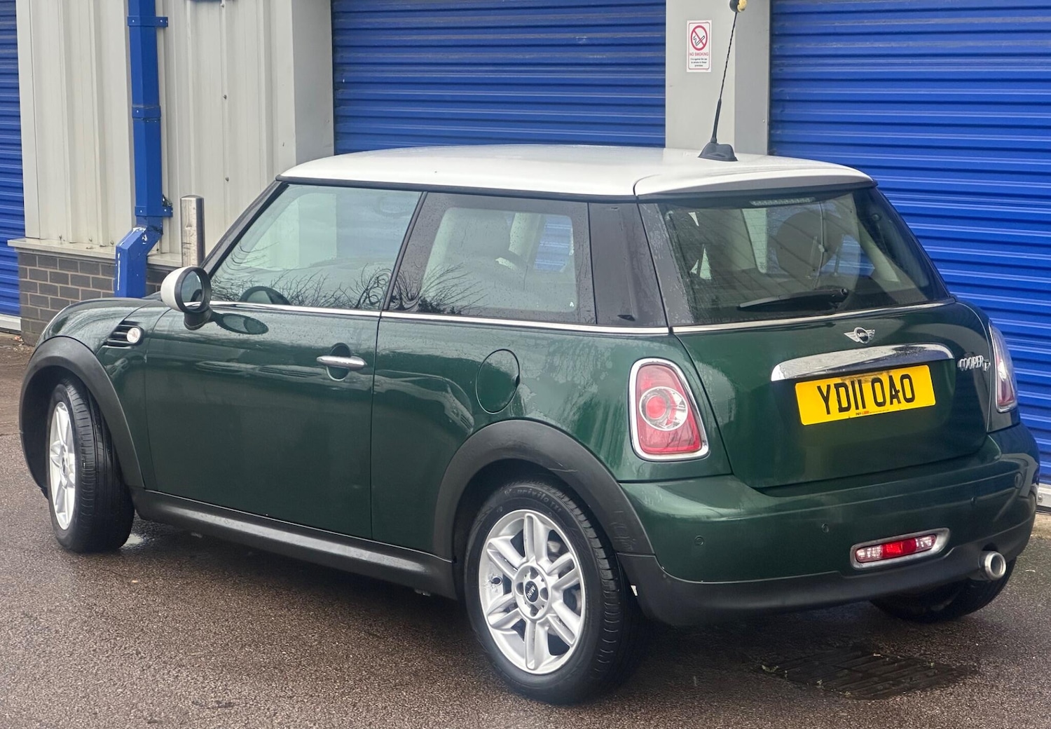 Used MINI Hatch 2011 for sale - 76824306: Photo 3