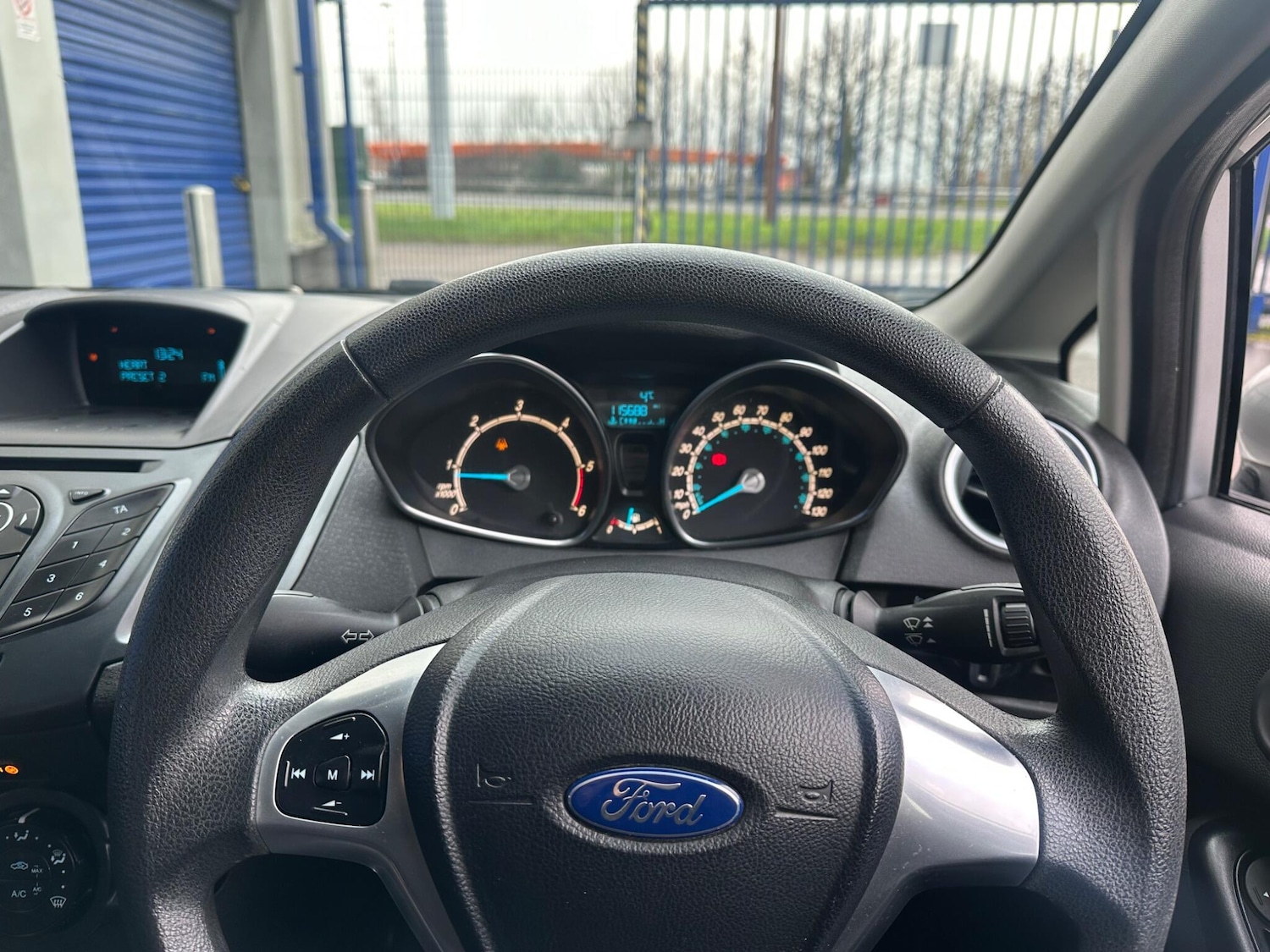 Used Ford Fiesta 2015 for sale - 77377498: Photo 13