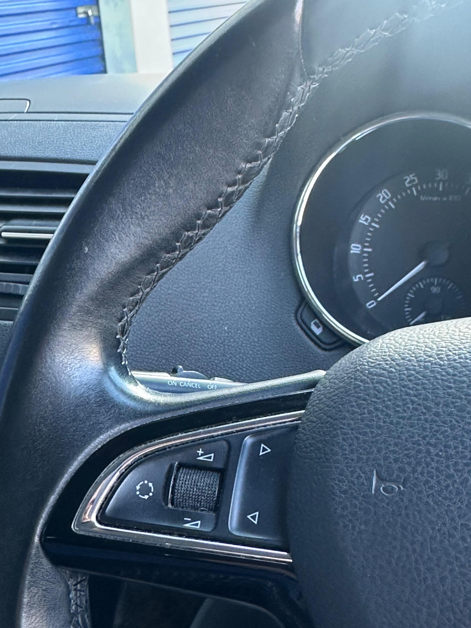 Used Skoda Yeti 2015 for sale - 77824139: Photo 16