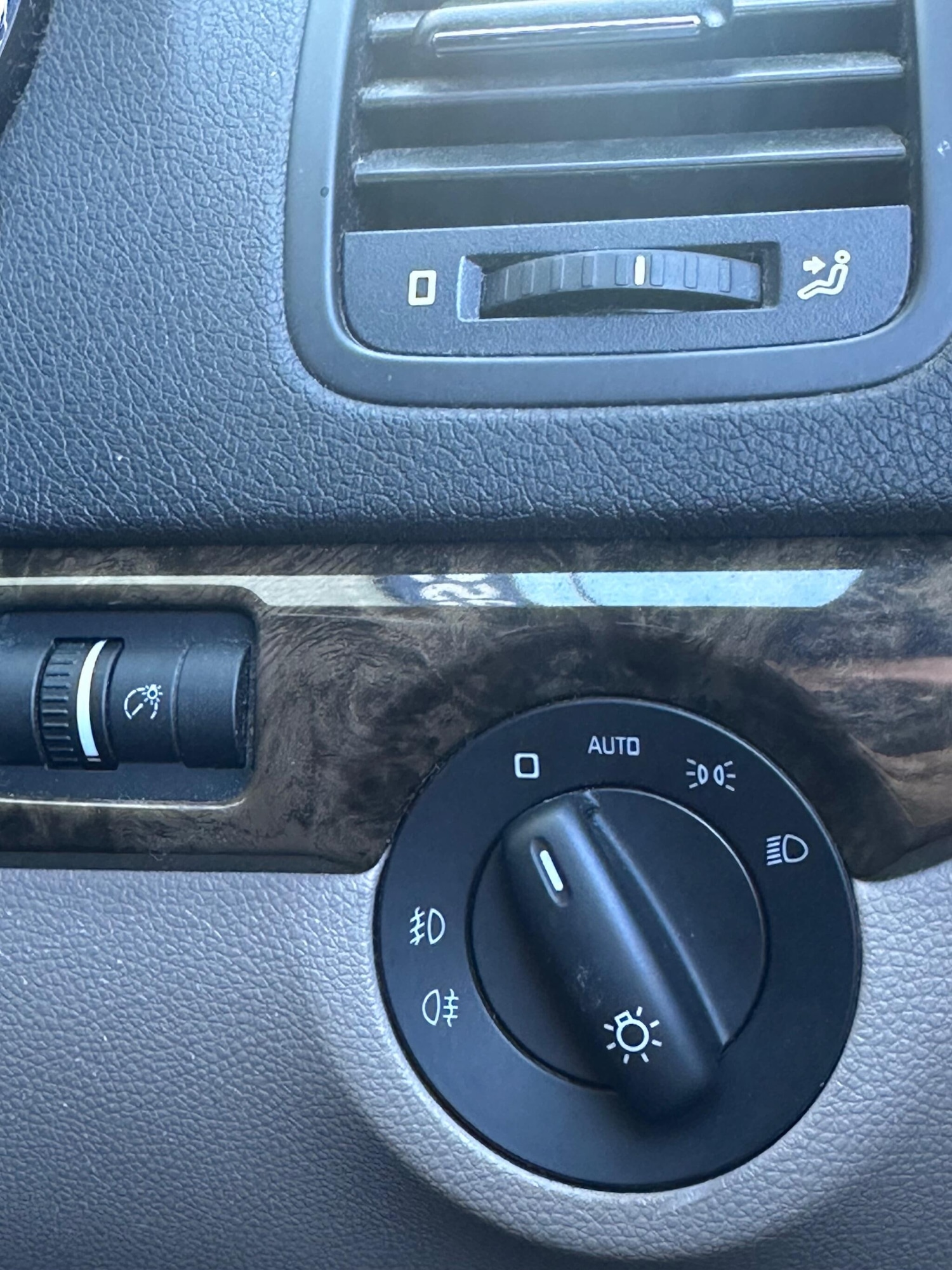 Used Skoda Yeti 2015 for sale - 77824139: Photo 21