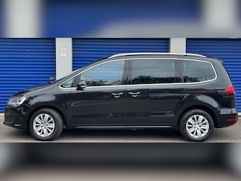 Used Volkswagen Sharan 2017 for sale - 79395680: Photo