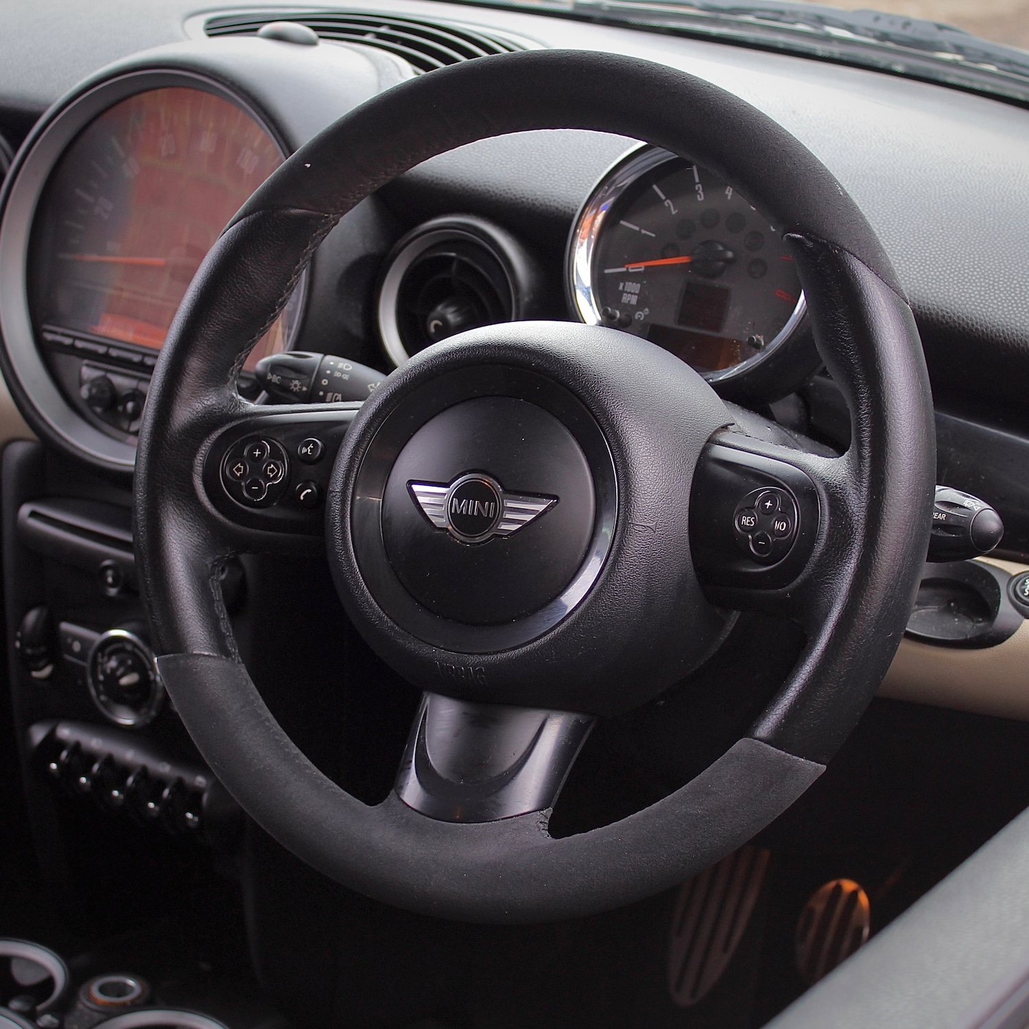 Used MINI Hatch 2011 for sale - 76391939: Photo 10