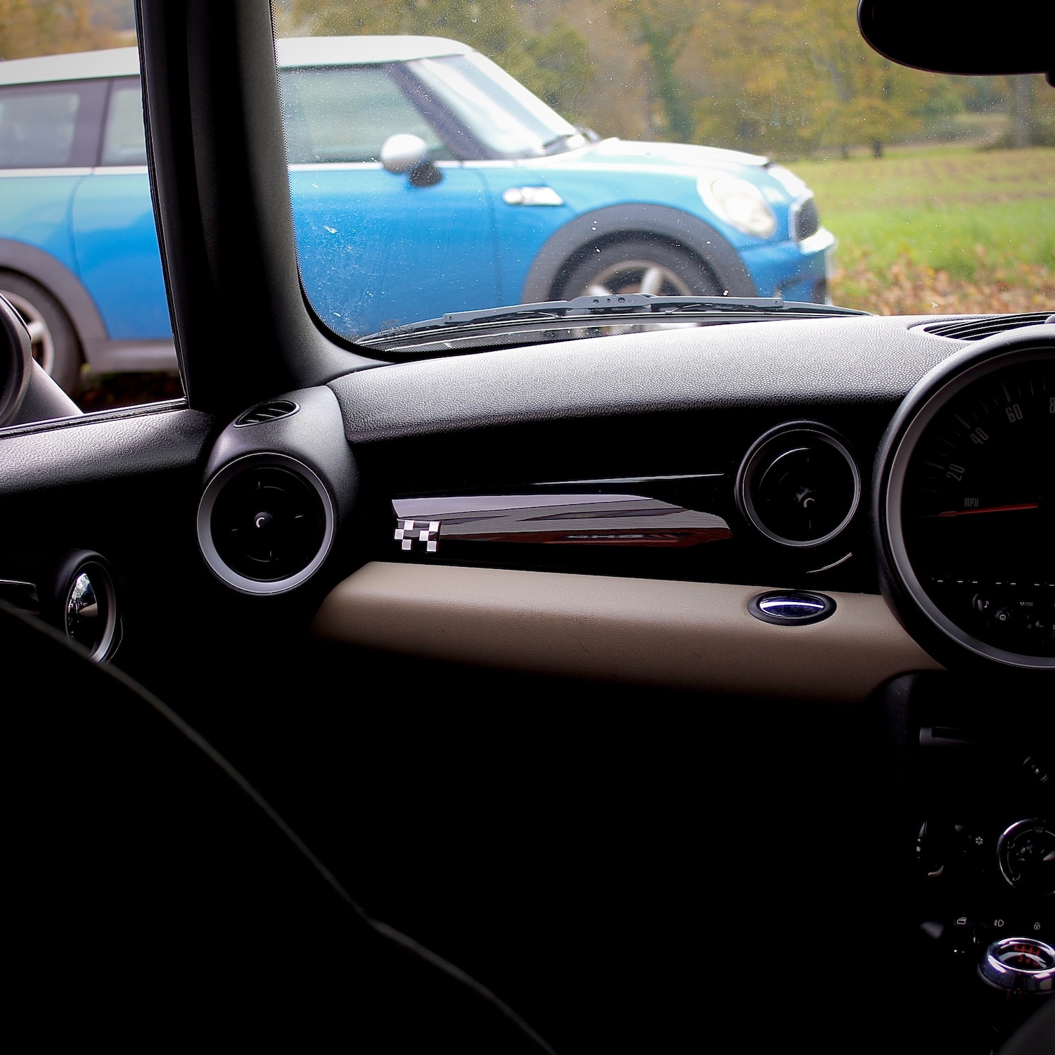 Used MINI Hatch 2011 for sale - 76391939: Photo 16