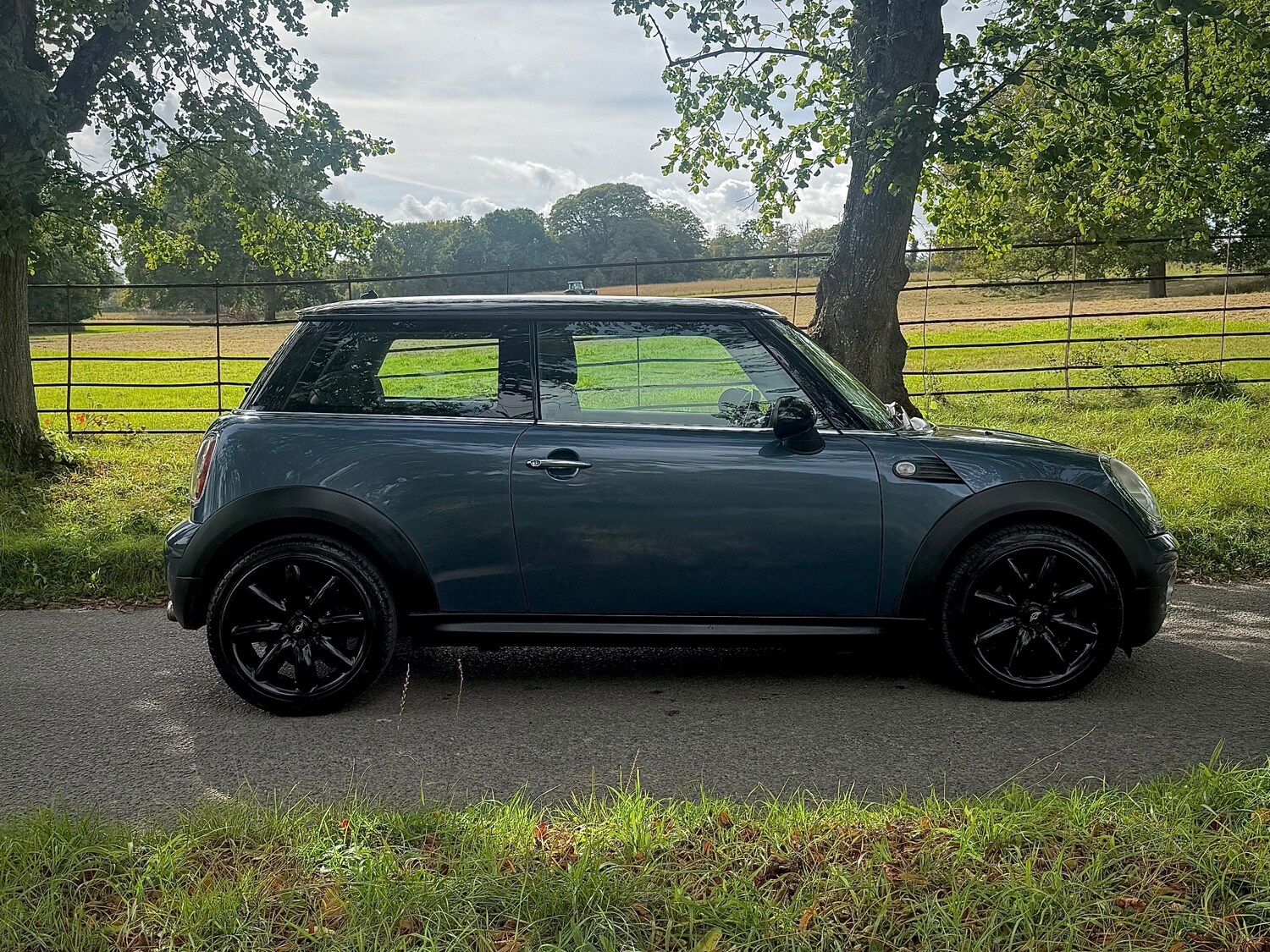 Used MINI Hatch 2010 for sale - 75982724: Photo 8