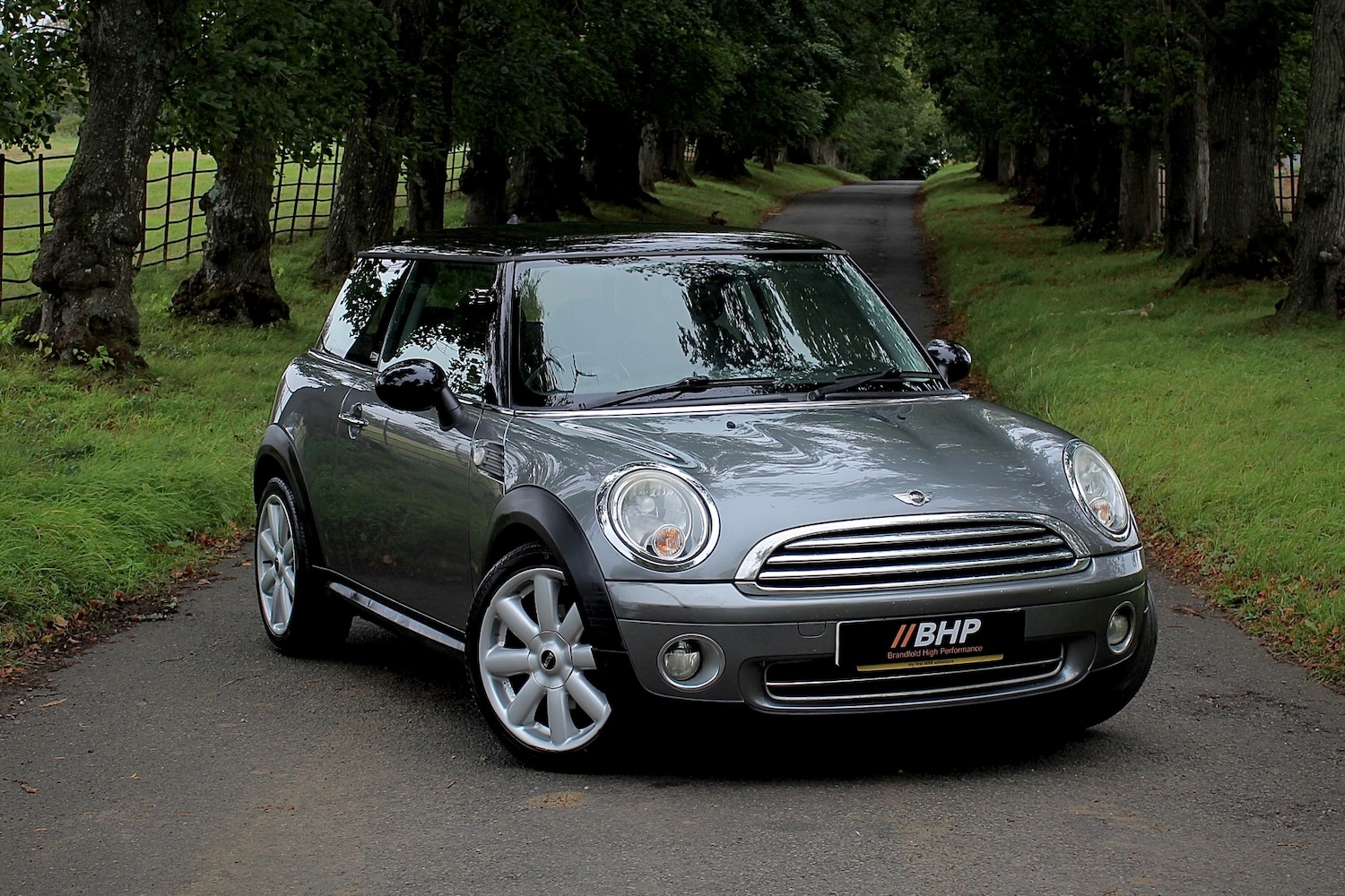 Used MINI Hatch 2010 for sale - 76027637: Photo 1