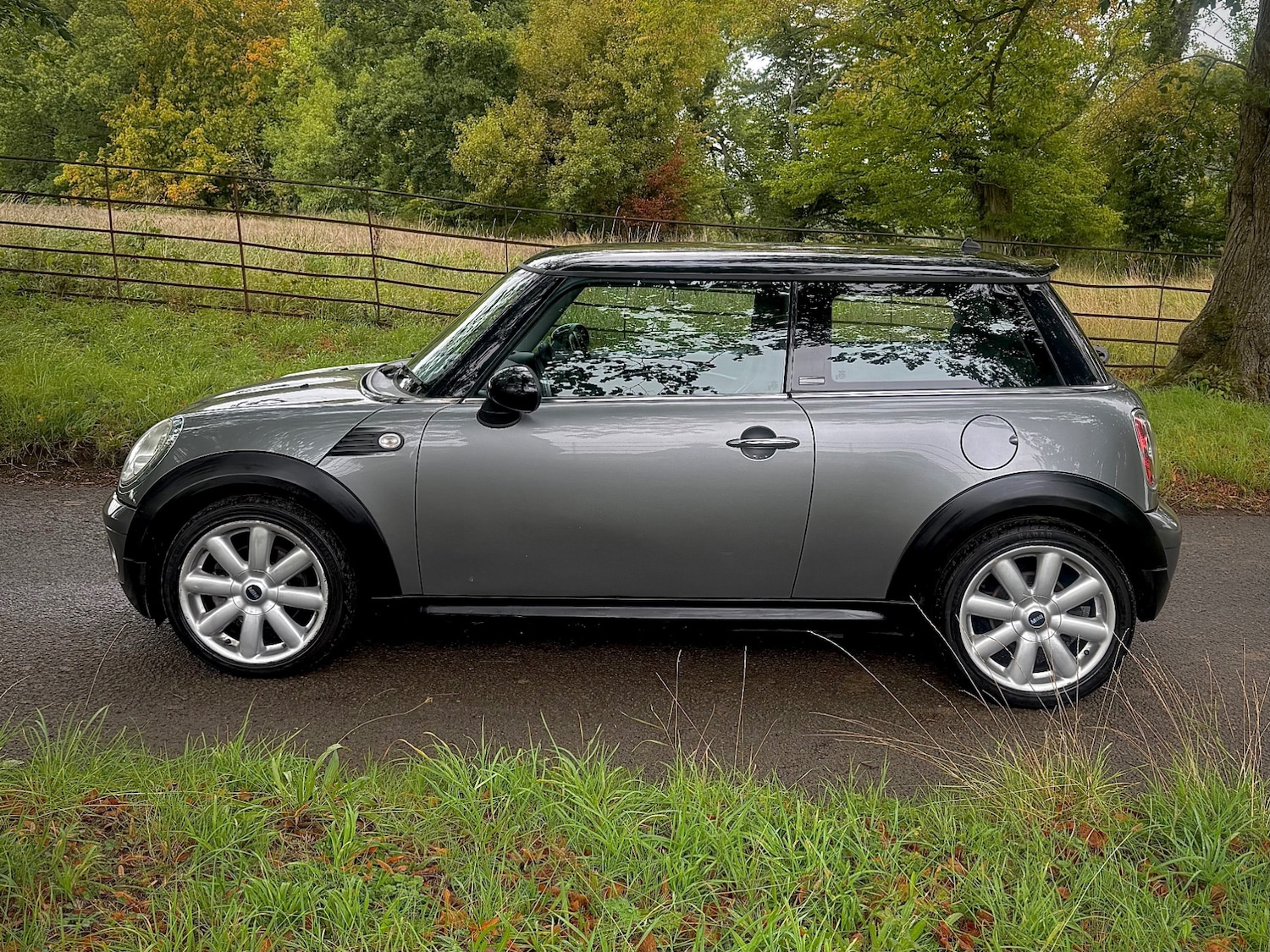 Used MINI Hatch 2010 for sale - 76027637: Photo 9