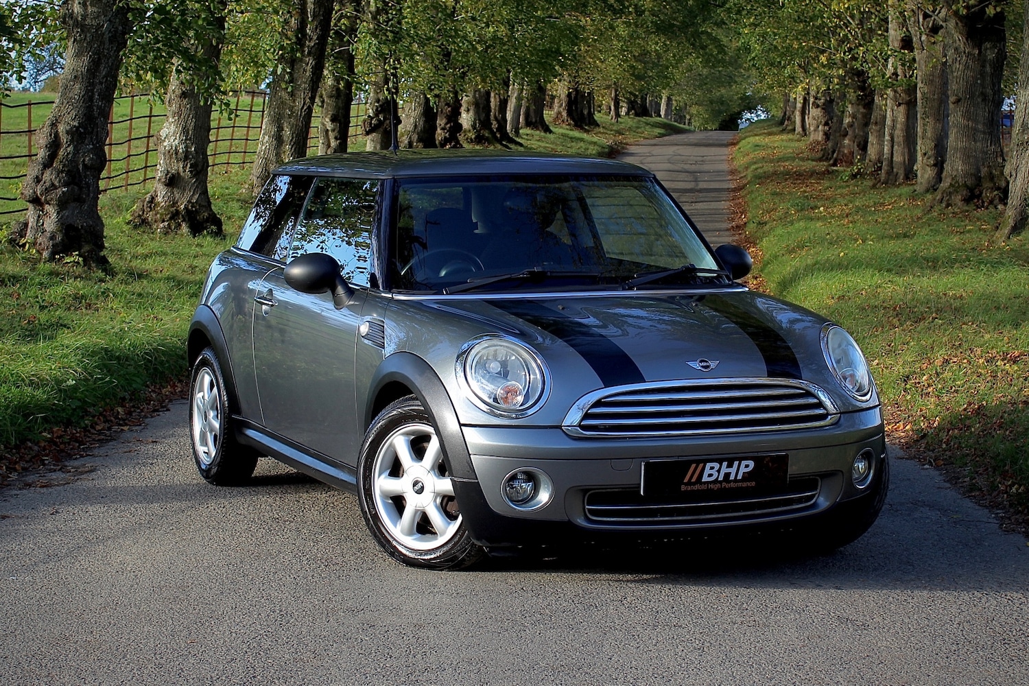 Used MINI Hatch 2010 for sale - 76392540: Photo 1
