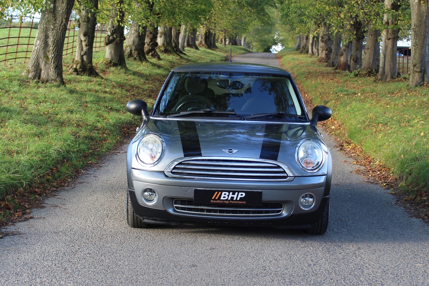 Used MINI Hatch 2010 for sale - 76392540: Photo 3