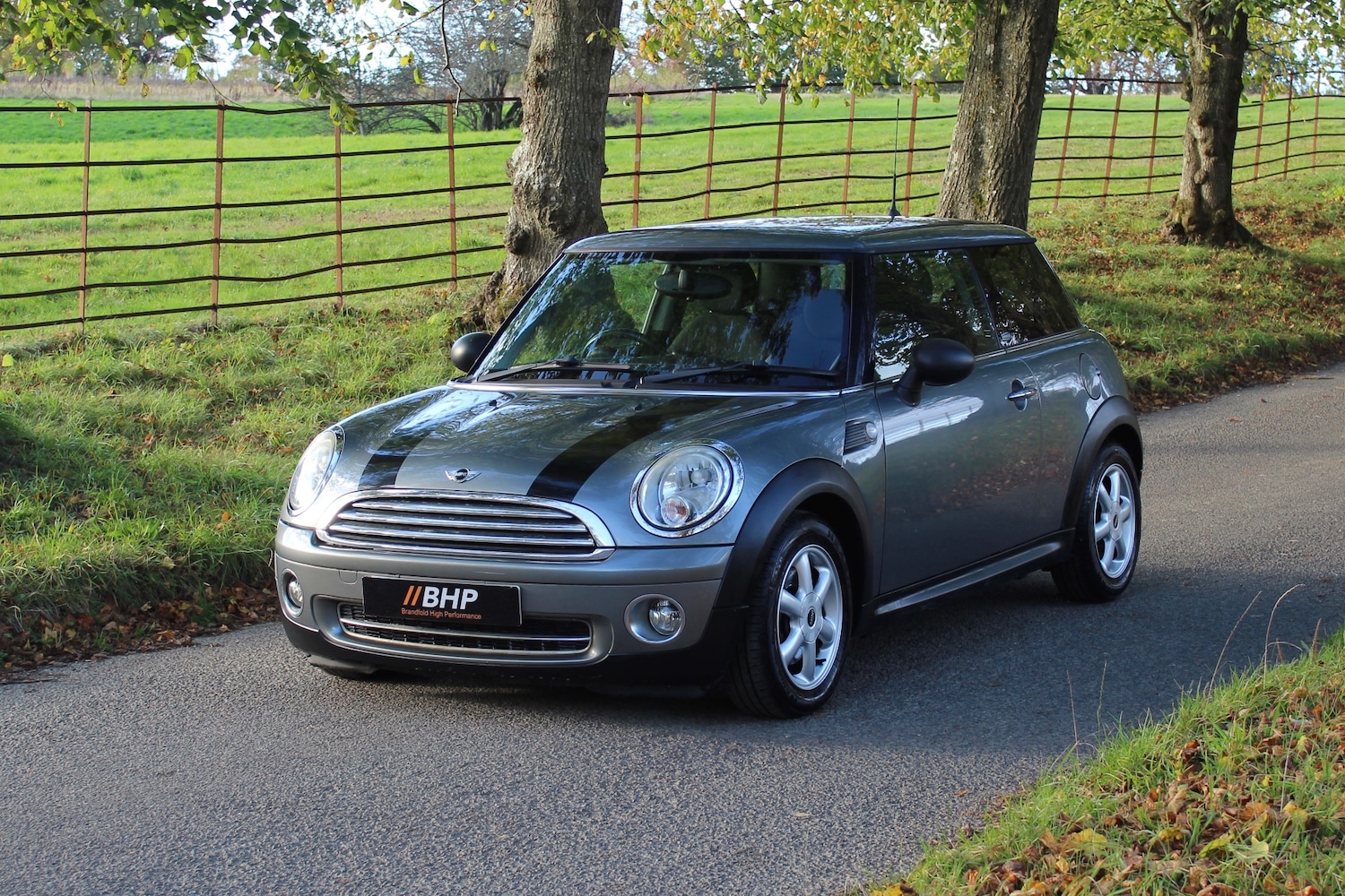 Used MINI Hatch 2010 for sale - 76392540: Photo 4
