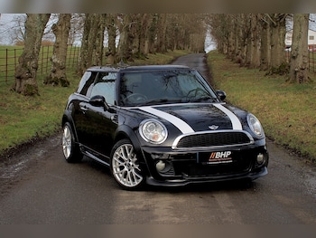 MINI Hatch feature image