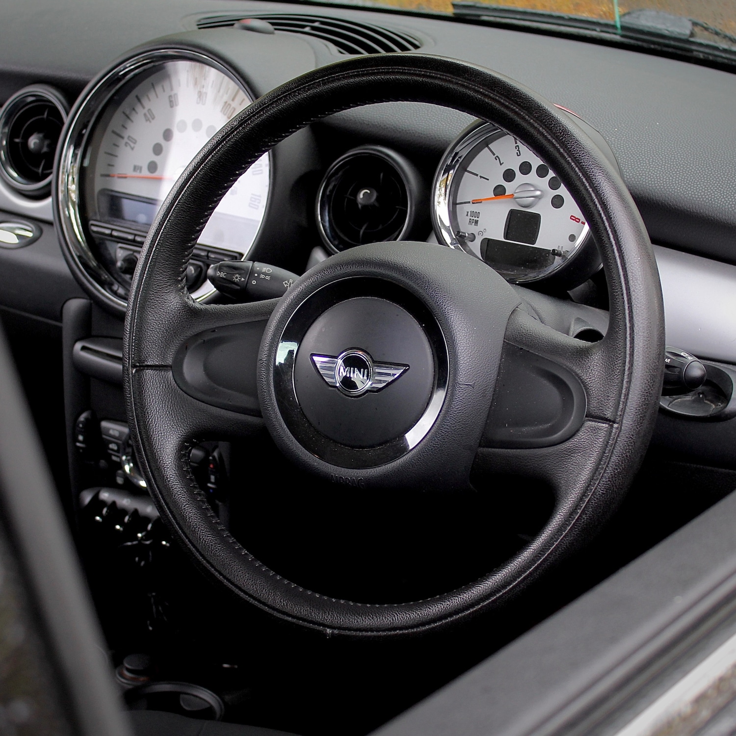 Used MINI Hatch 2010 for sale - 76449192: Photo 10