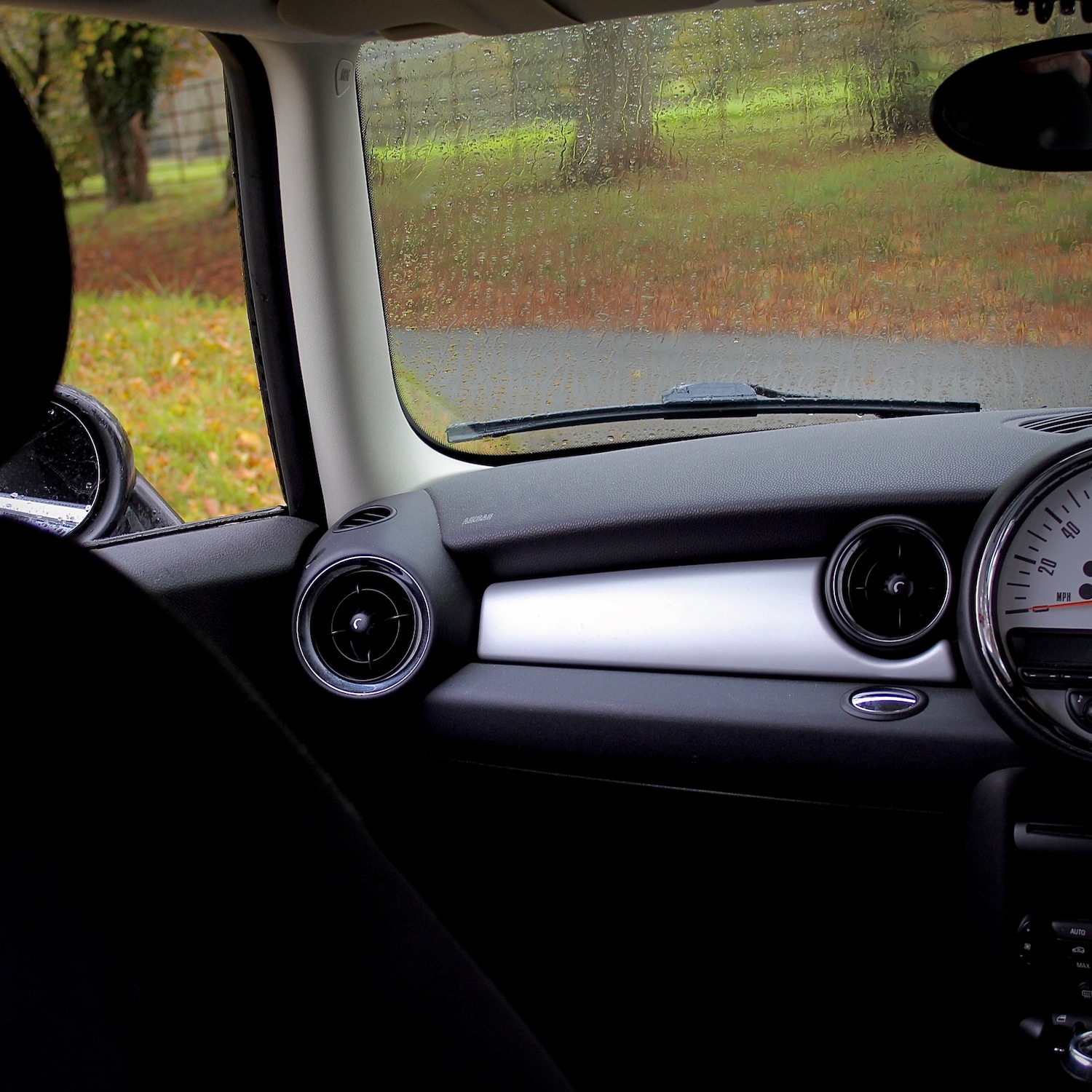 Used MINI Hatch 2010 for sale - 76449192: Photo 16