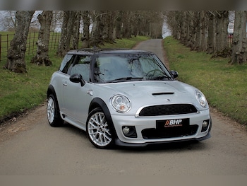 MINI Hatch feature image