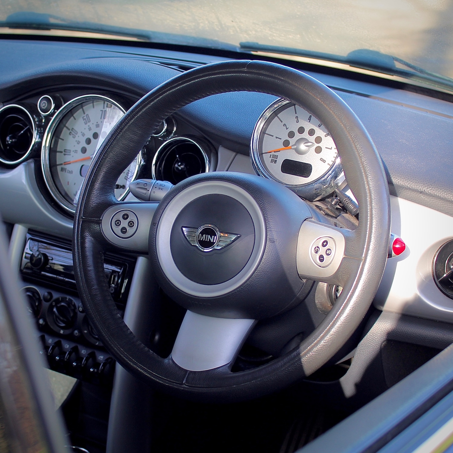 Used MINI Hatch 2004 for sale - 77715469: Photo 10