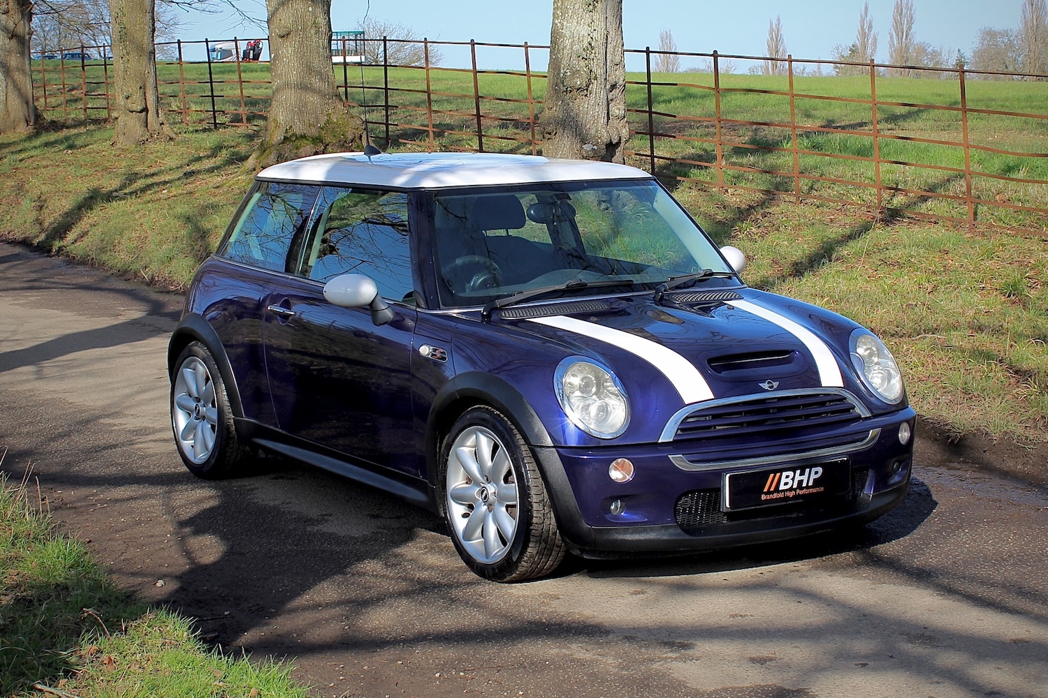 Used MINI Hatch 2004 for sale - 77715469: Photo 2