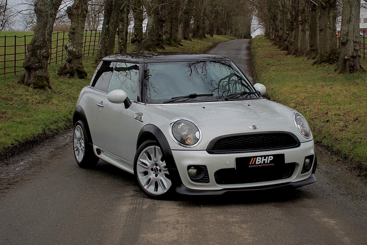 Used MINI Hatch 2010 for sale - 77656537: Photo 1