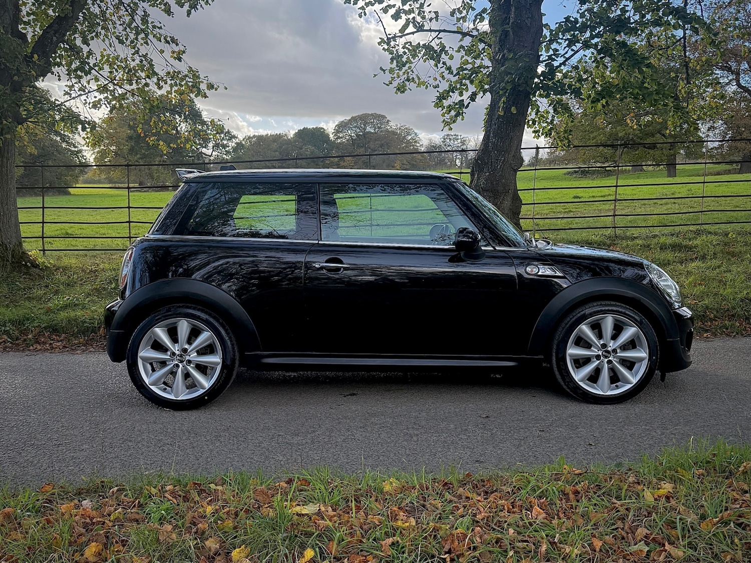 Used MINI Hatch 2011 for sale - 76393768: Photo 8