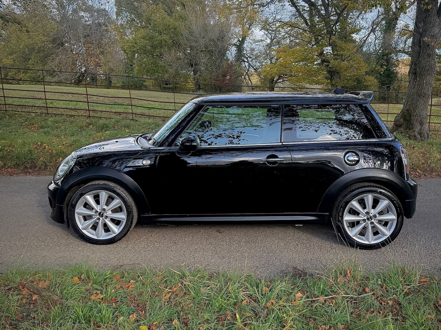 Used MINI Hatch 2011 for sale - 76393768: Photo 9