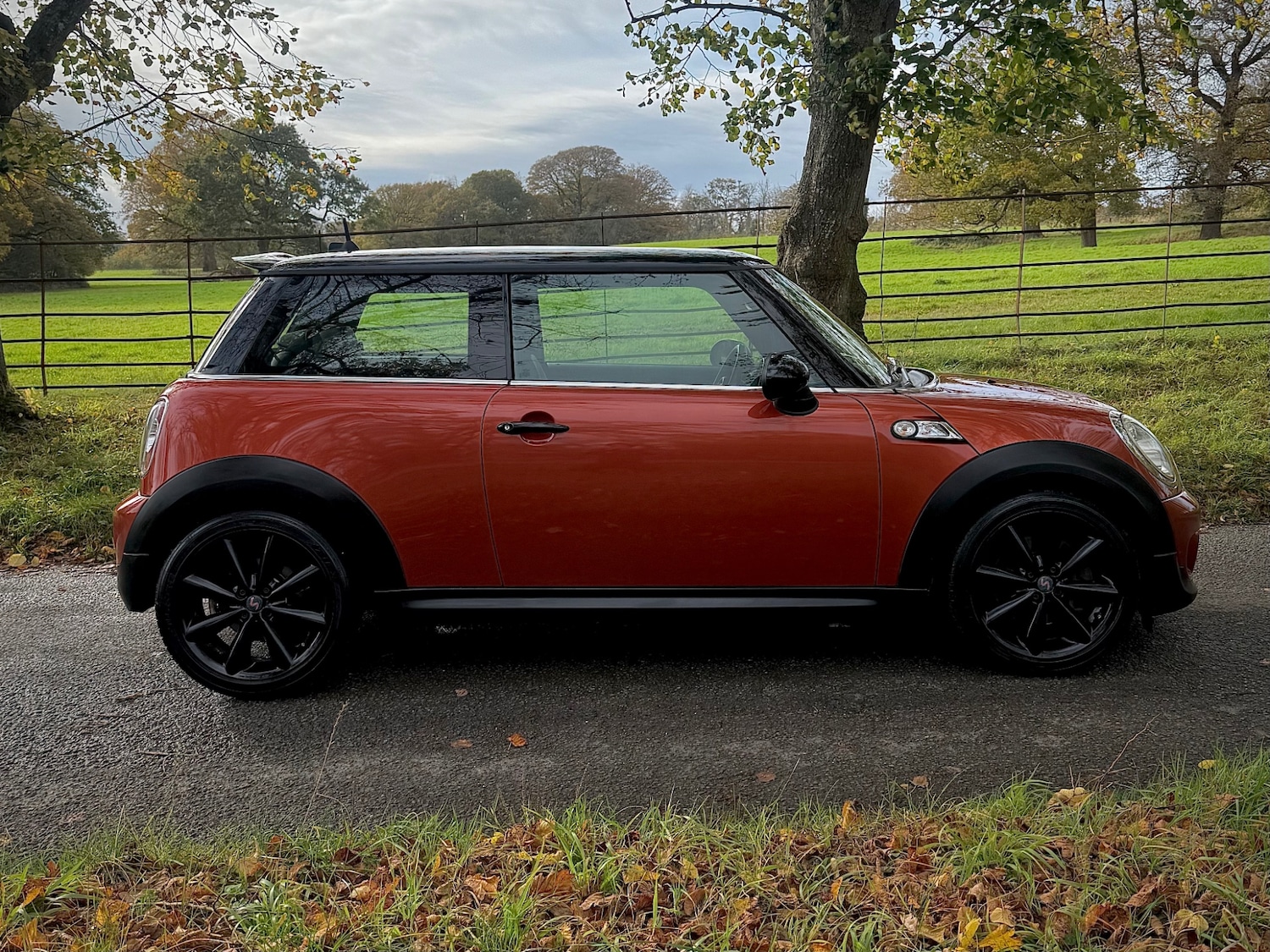 Used MINI Hatch 2011 for sale - 76464760: Photo 8