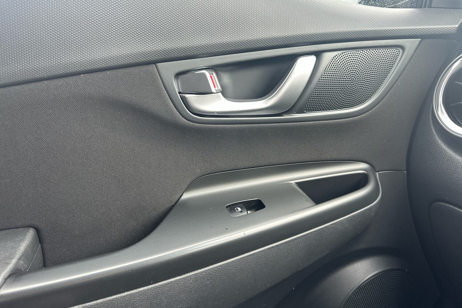 Used Hyundai KONA 2021 for sale - 77885155: Photo 24