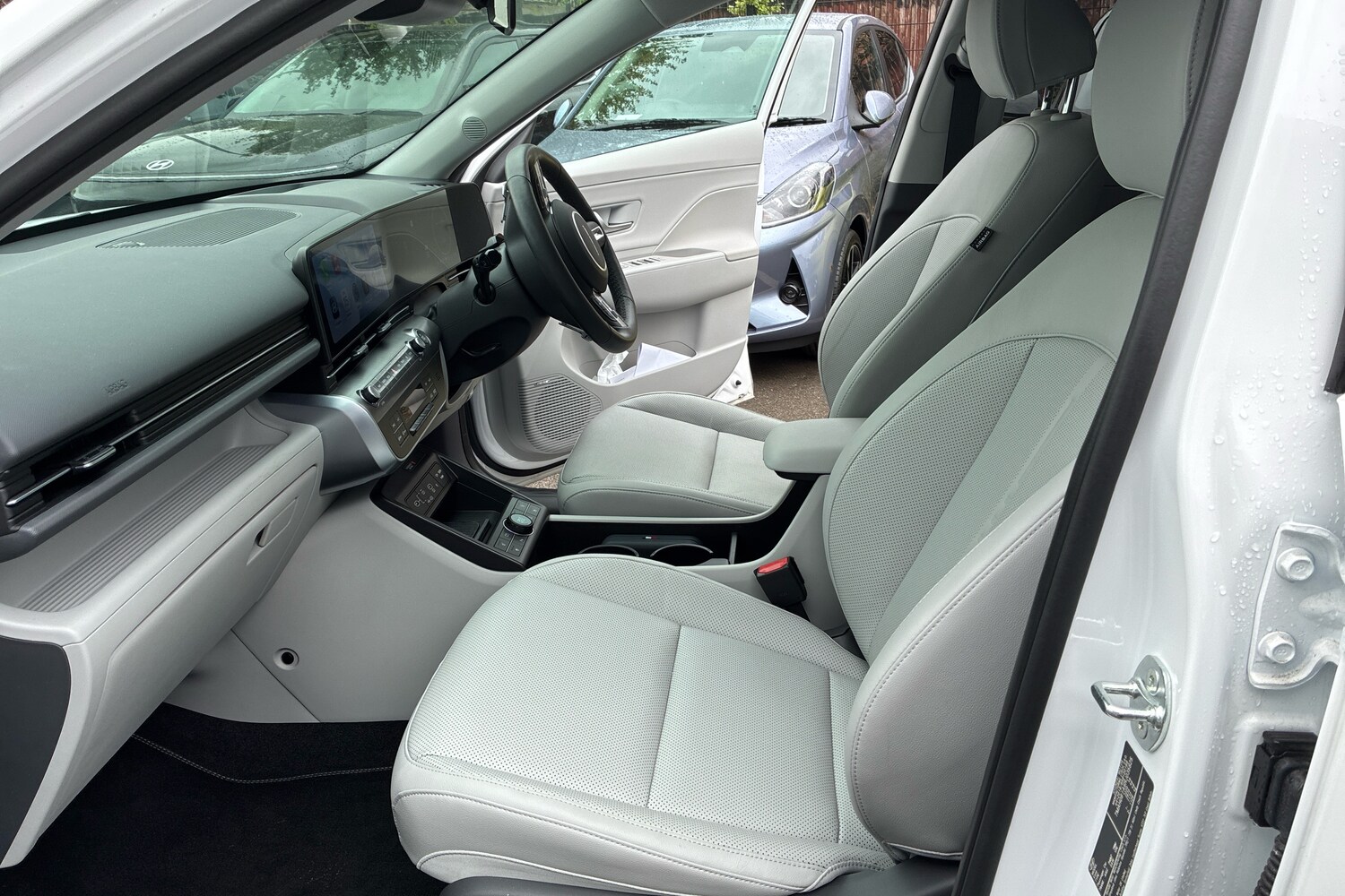 Used Hyundai KONA 2024 for sale - 76677882: Photo 6