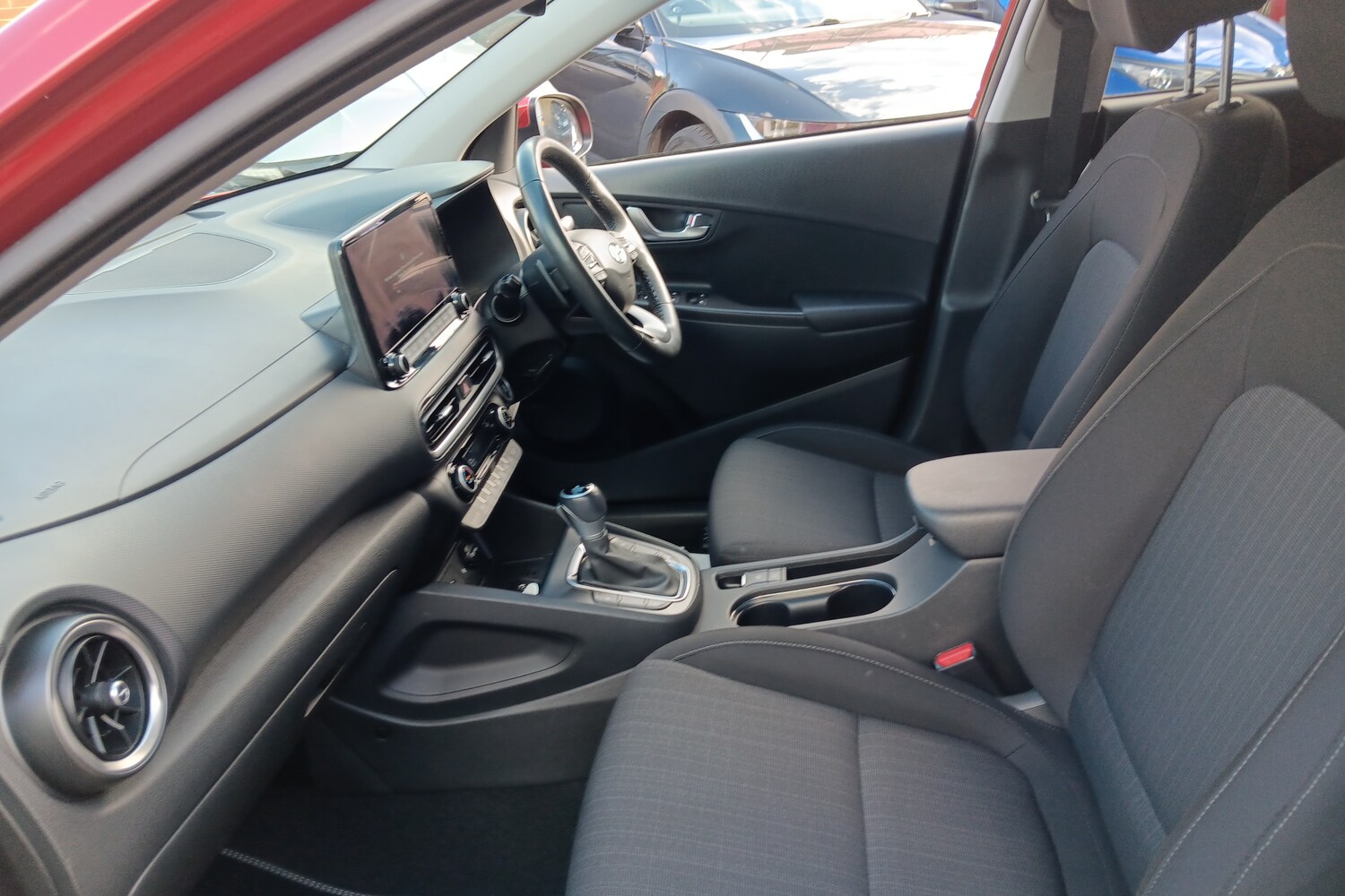 Used Hyundai KONA 2022 for sale - 76675221: Photo 6