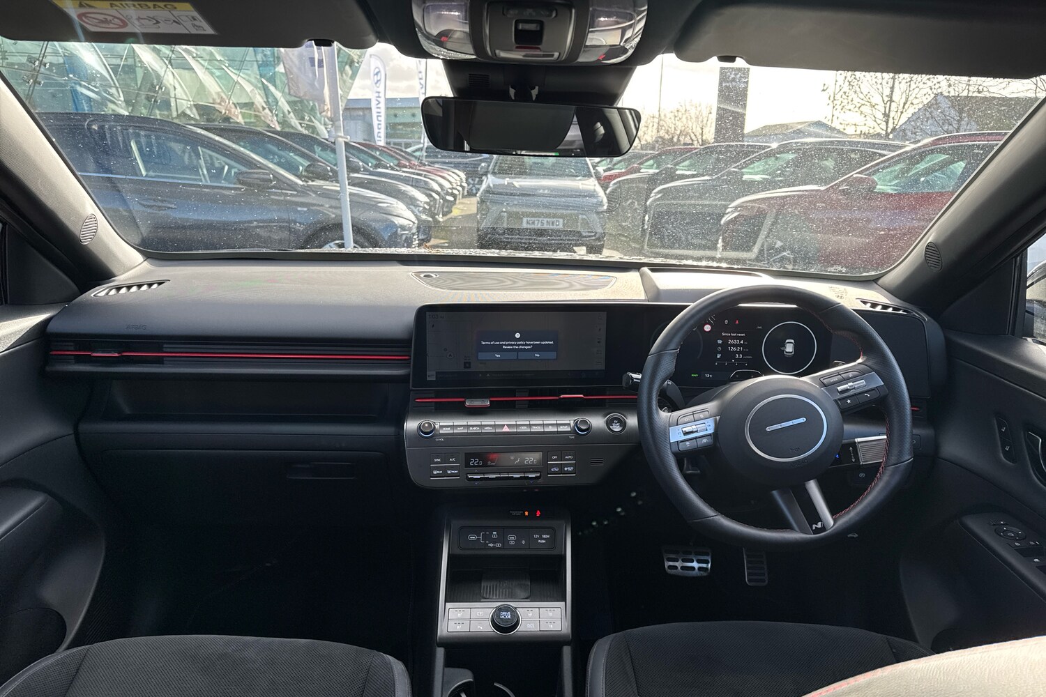 Used Hyundai KONA 2025 for sale - 76679811: Photo 3